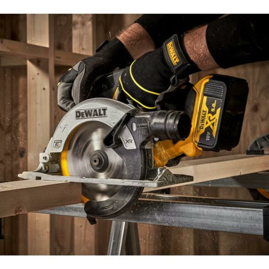 DEWALT 18V Brushless Circular Saw 165mm DCS565NT CIB Partners