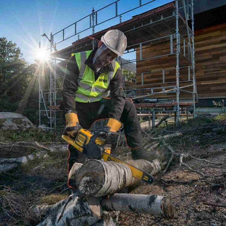 DEWALT 54V Cordless Chainsaw South Africa CIB Partners
