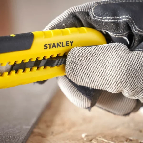 Stanley Snap-Off Knife 18mm | STHT10489-0 - Image 5