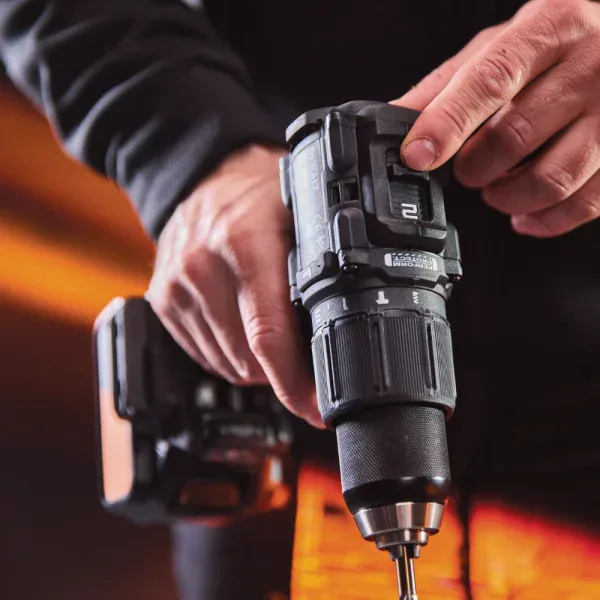 DEWALT x McLaren 18V XR Twin Kit | DCK2223MP2T - Image 8