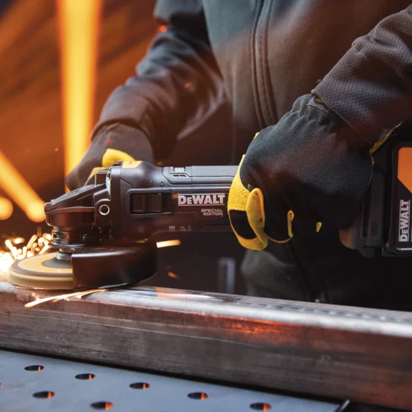 DEWALT x McLaren 18V XR Brushless Grinder | DCG45MP2T - Image 8