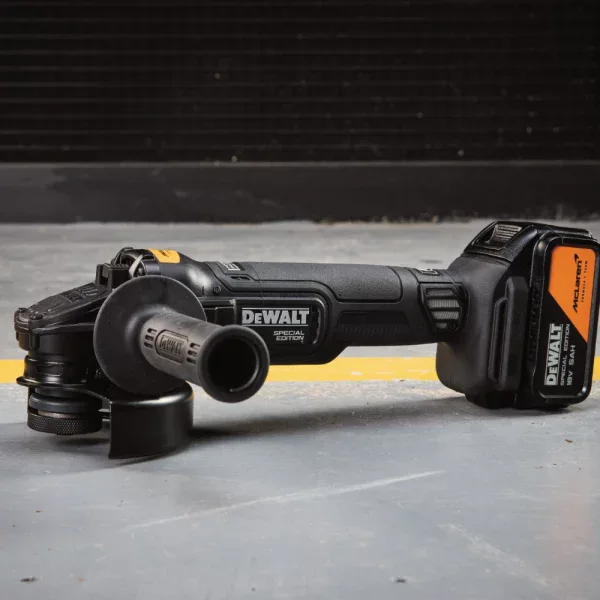 DEWALT x McLaren 18V XR Twin Kit | DCK2223MP2T - Image 6