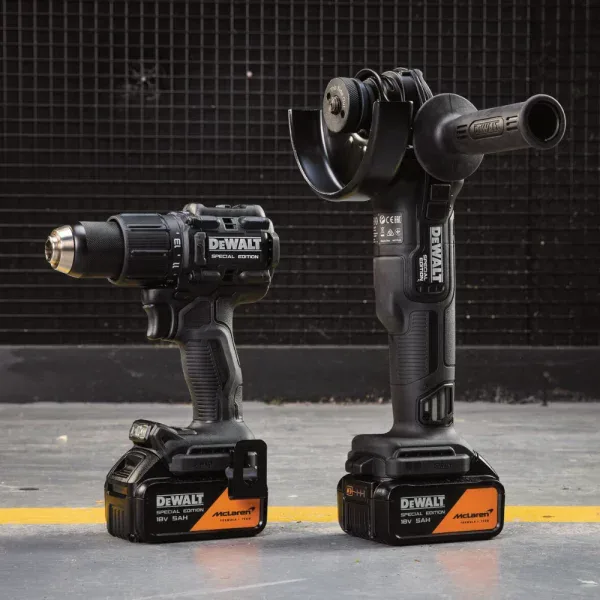 DEWALT x McLaren 18V XR Twin Kit | DCK2223MP2T - Image 2