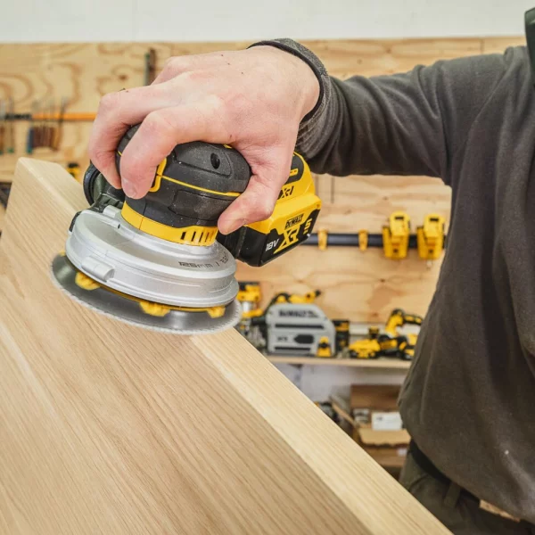 DEWALT 18V XR Brushless 125mm Random Orbit Sander | DCW211NT - Image 7